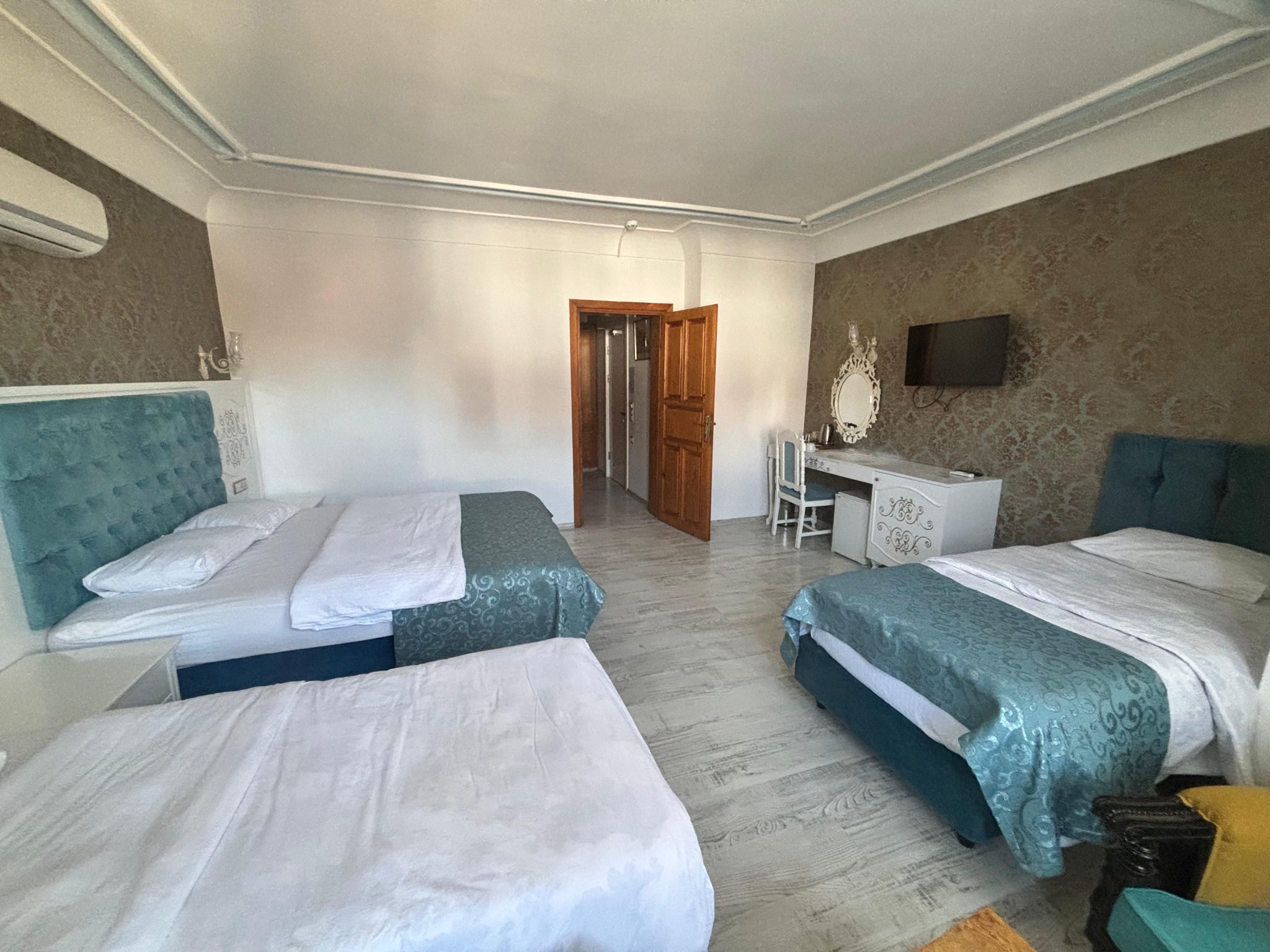 WhatsApp Image 2026-01-14 at 11.42.33