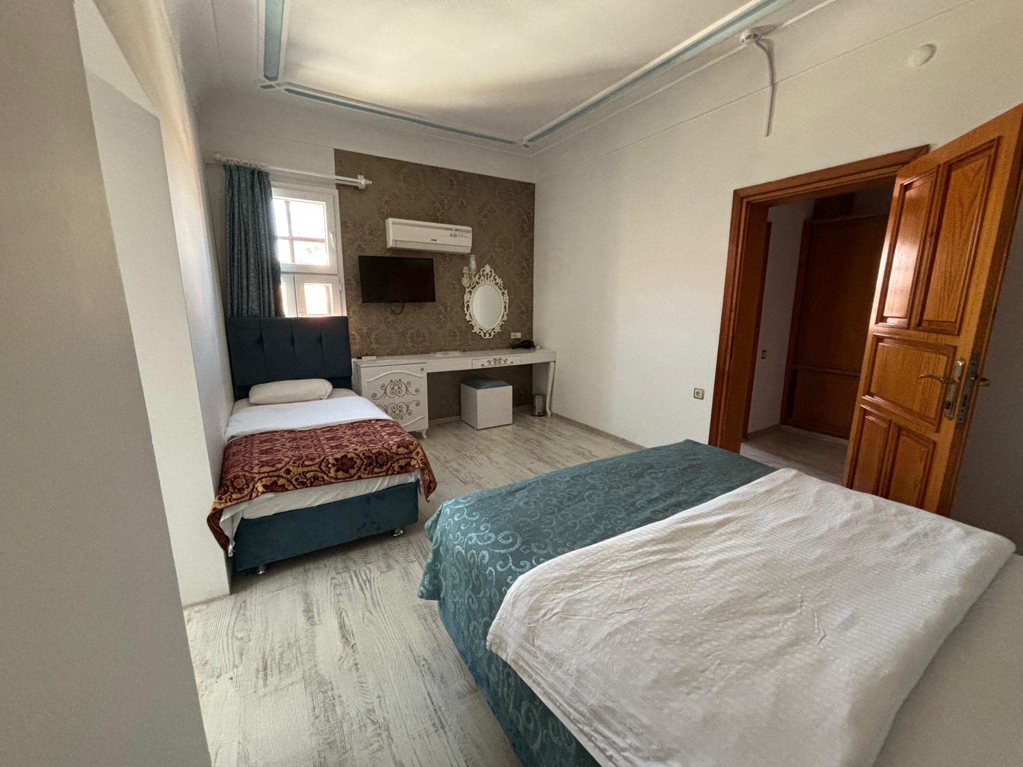 WhatsApp Image 2026-03-09 at 11.51.22 (4)